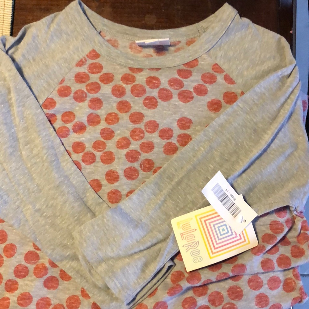 LuLaRoe Sloan - 14 kids three quart length shirt